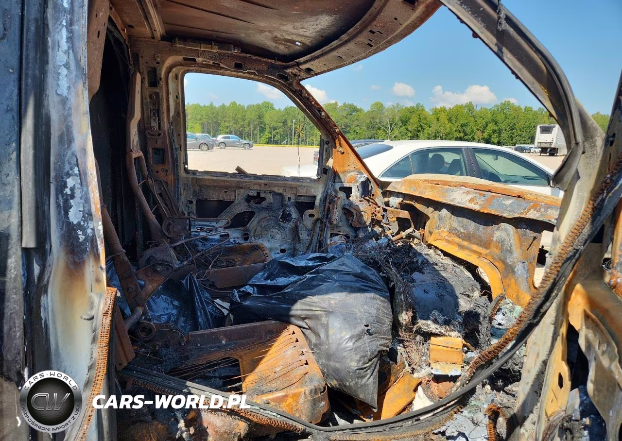 2021 Chevrolet Express G3500 Box Truck VIN:1GB0GRFP9M1249499 - 11