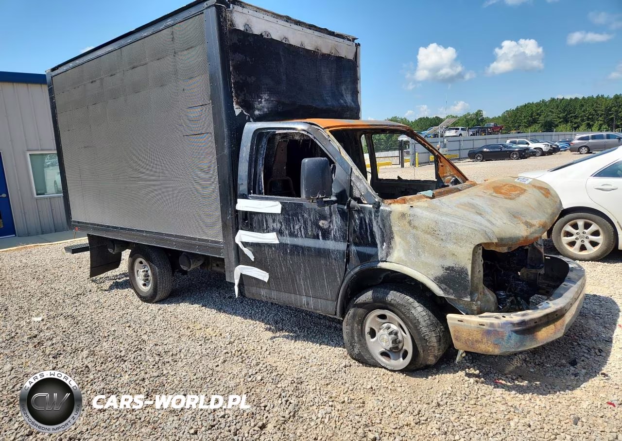 2021 Chevrolet Express G3500 Box Truck VIN:1GB0GRFP9M1249499 - 4