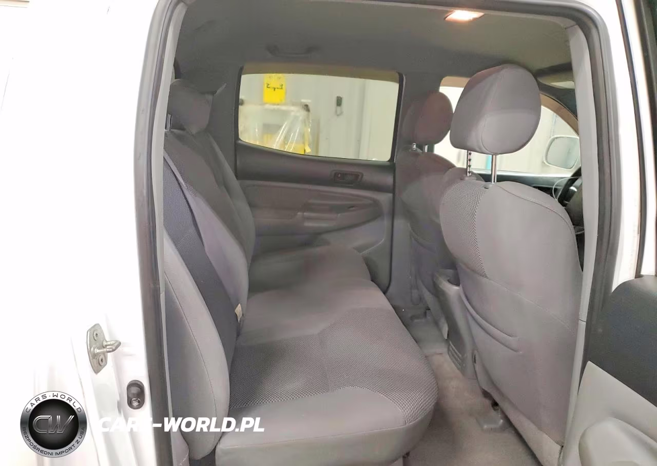 2005 Toyota Tacoma Double Cab Long Bed VIN:5TEMU52N65Z031806 - 10
