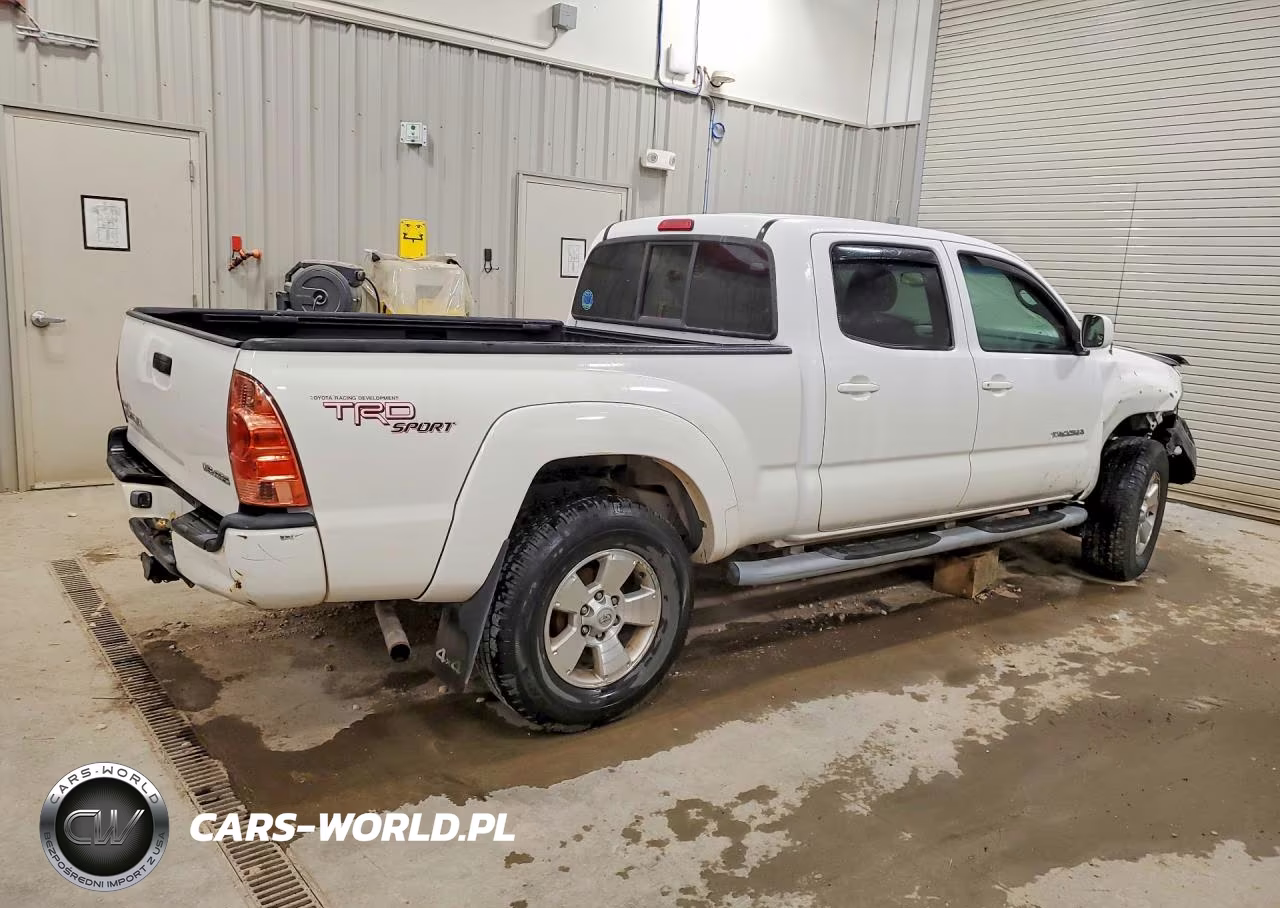 2005 Toyota Tacoma Double Cab Long Bed VIN:5TEMU52N65Z031806 - 3
