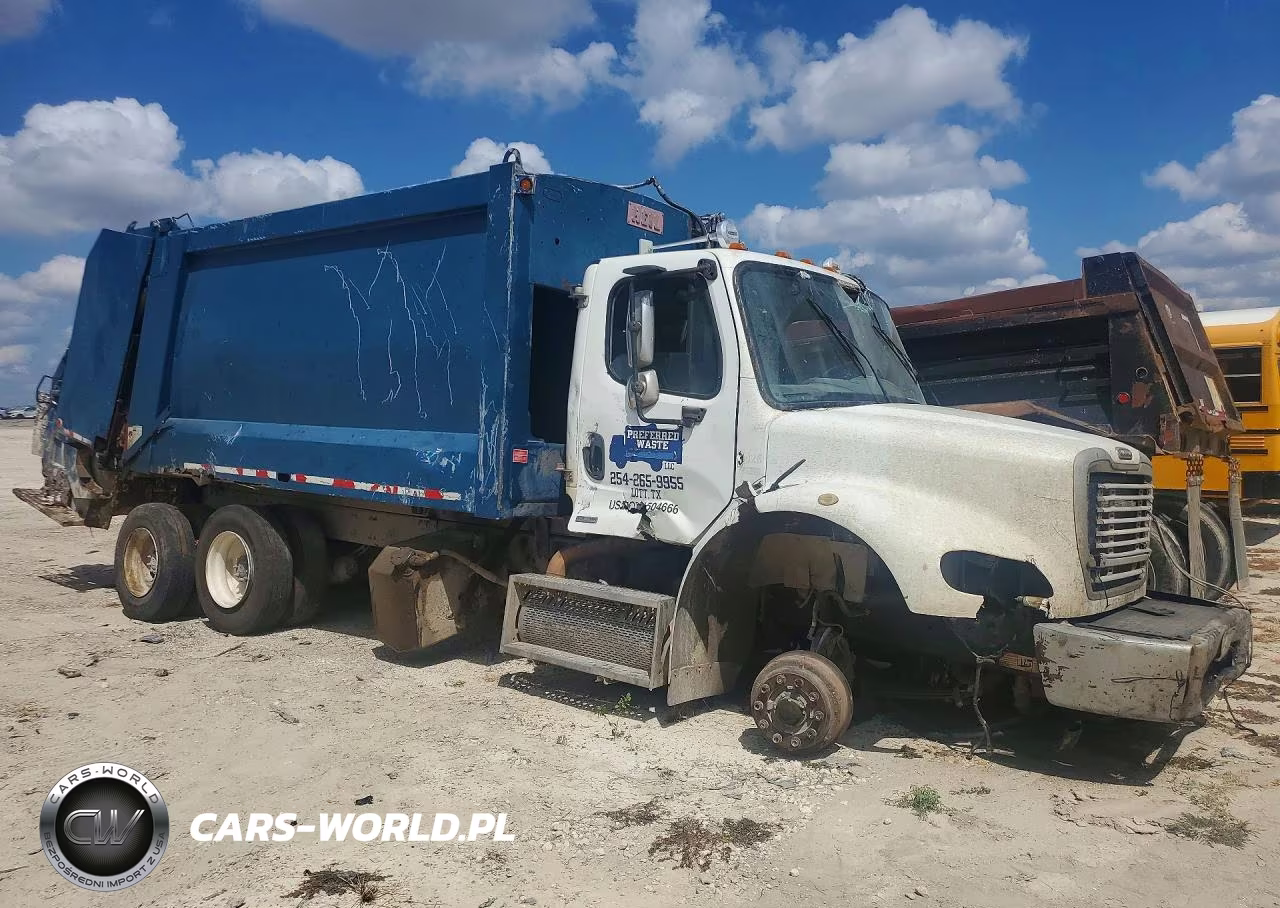 2010 Freightliner Business Class M2 Refuse Truck VIN:1FVHC7CV6ADAP9203 - 4
