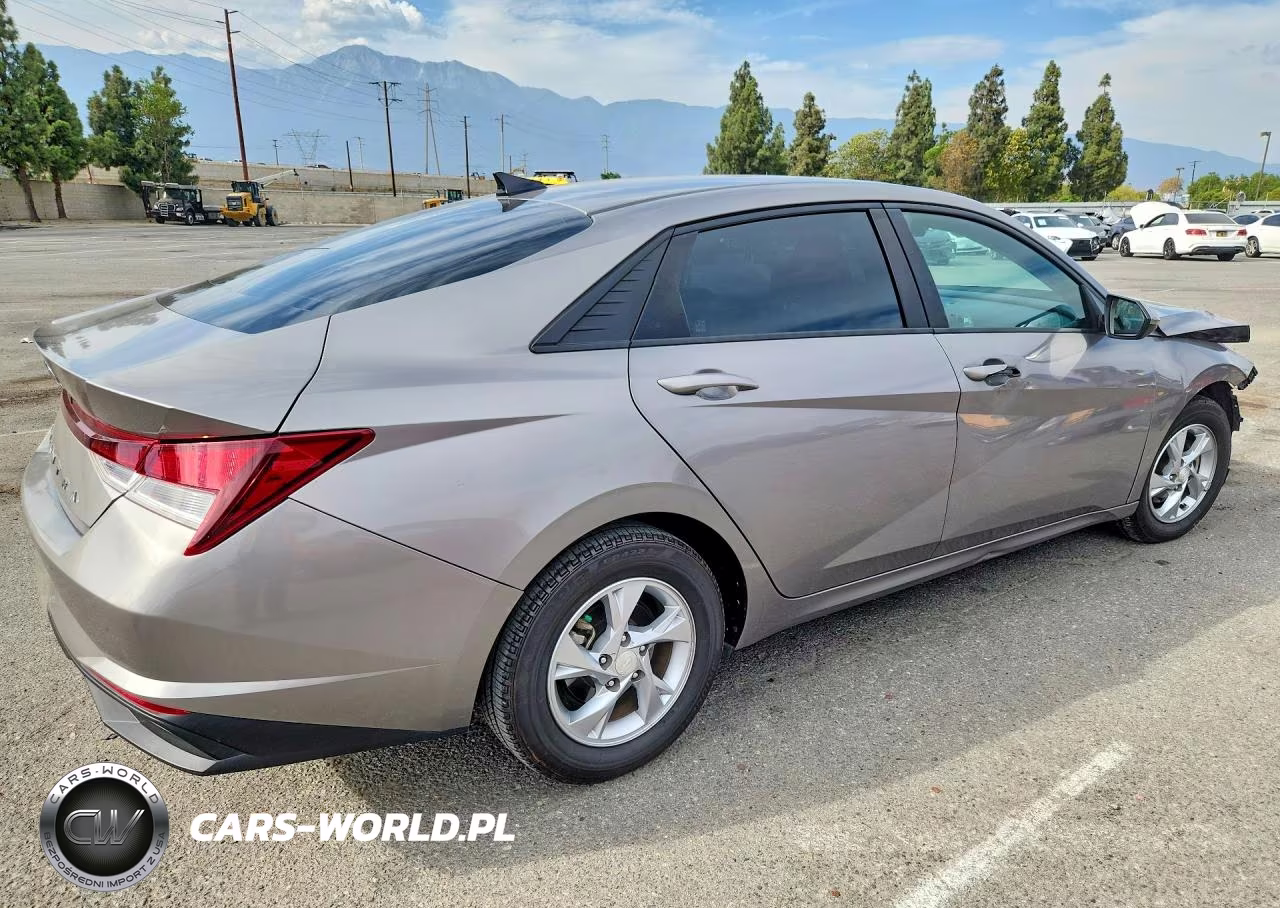 2021 Hyundai Elantra Se VIN:KMHLL4AG1MU130094 - 3