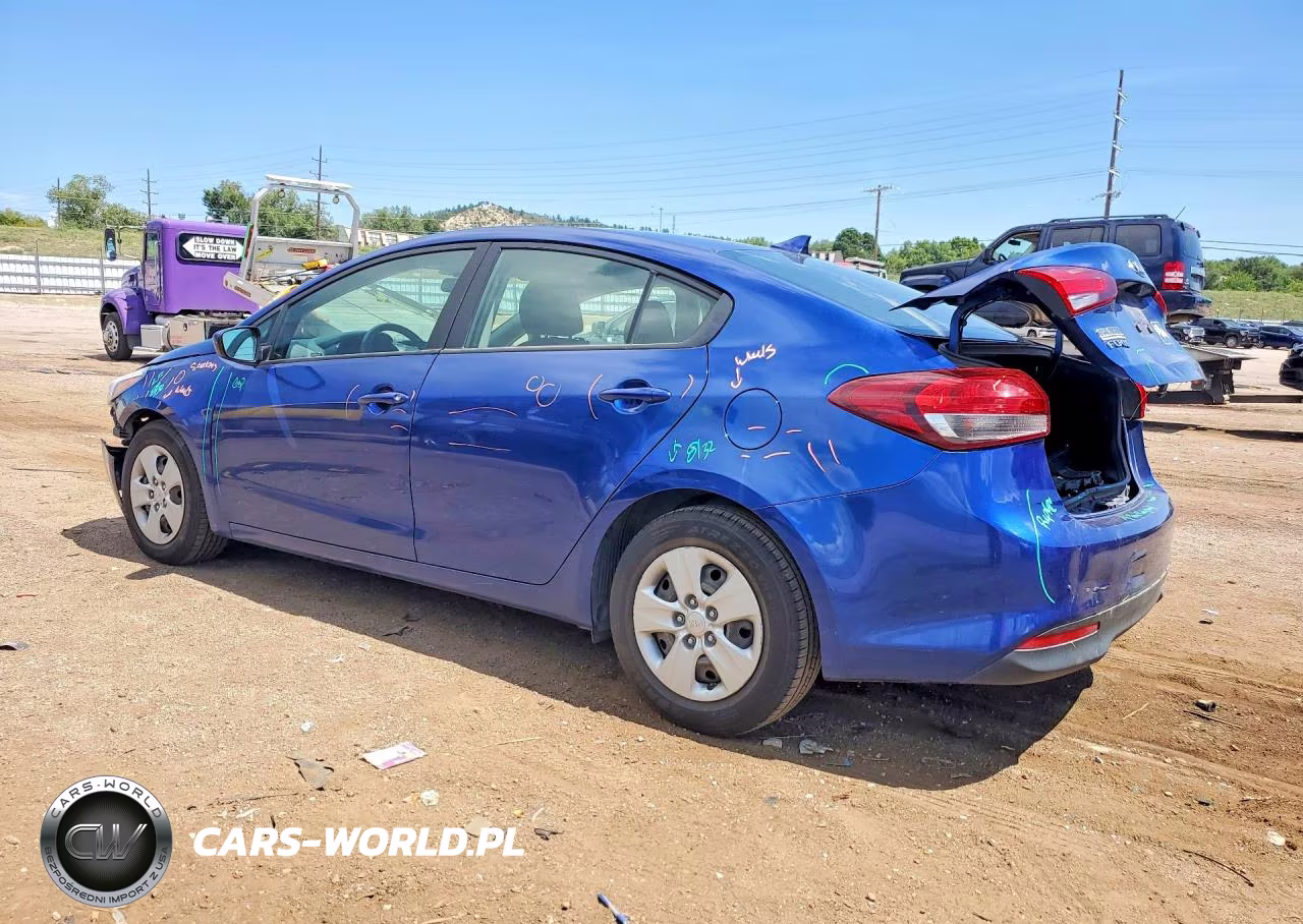 2018 Kia Forte Lx VIN:3KPFK4A79JE256735 - 2