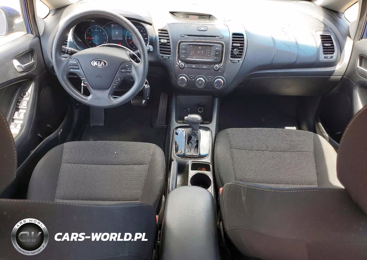 2018 Kia Forte Lx VIN:3KPFK4A79JE256735 - 8