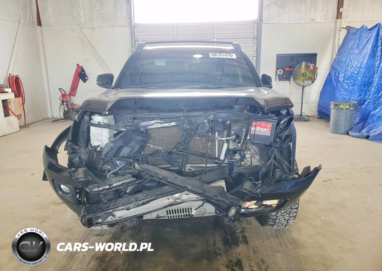 2019 Toyota Tacoma Trd Off-Road VIN:5TFCZ5AN1KX199905 - 5