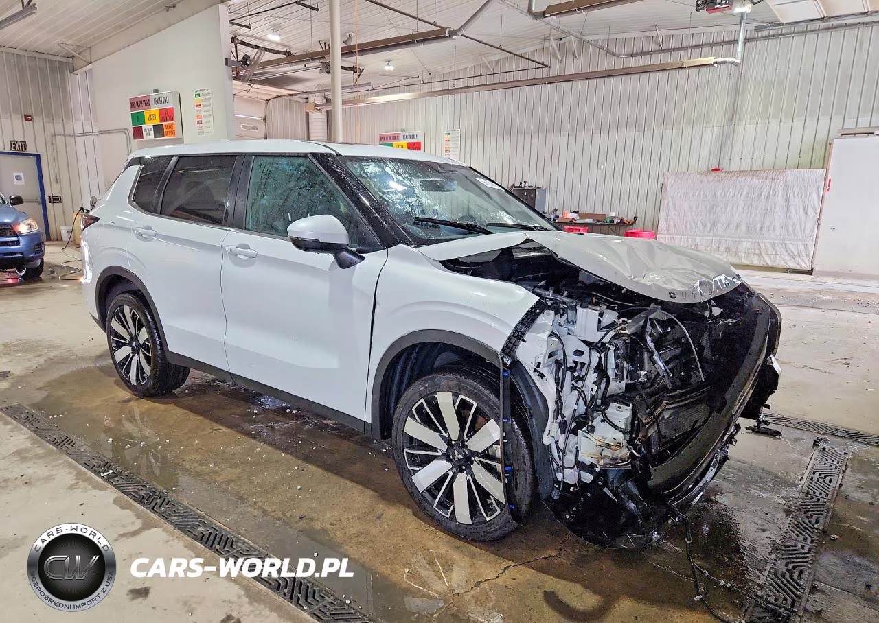 2025 Mitsubishi Outlander Se VIN:JA4J4VA80SZ024852 - 4