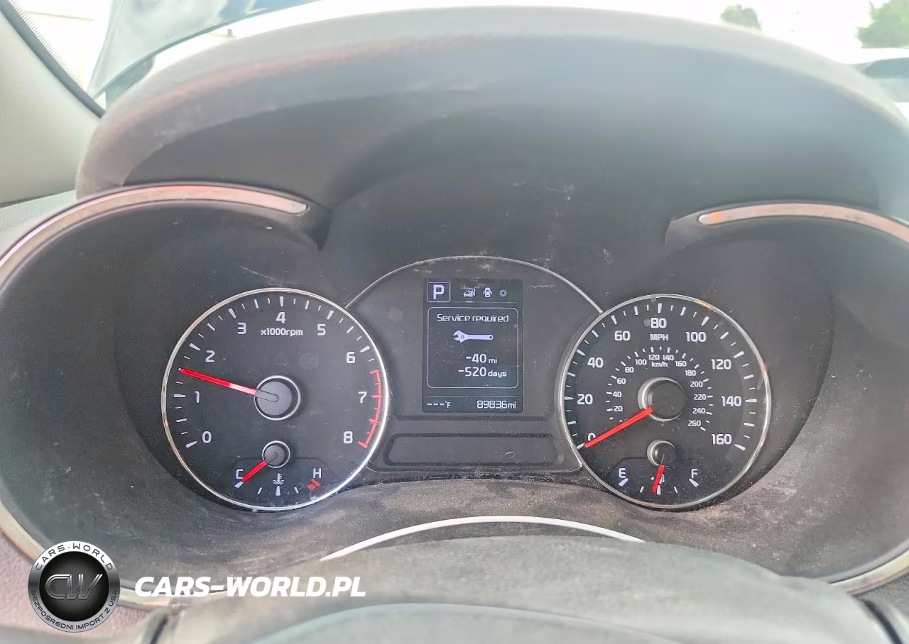 2018 Kia Forte Lx VIN:3KPFK4A71JE263436 - 9