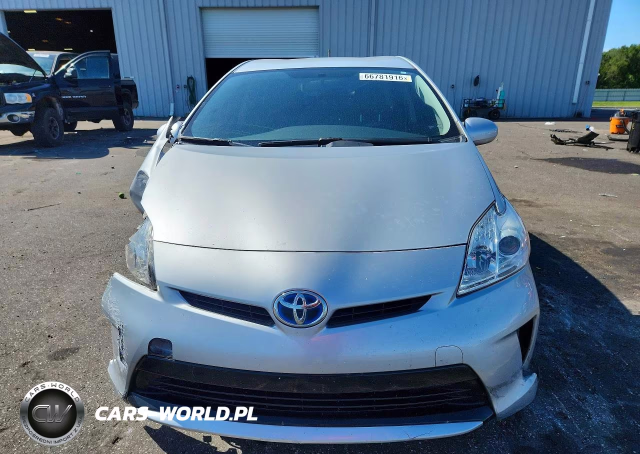 2014 Toyota Prius Three VIN:JTDKN3DU0E0387343 - 5