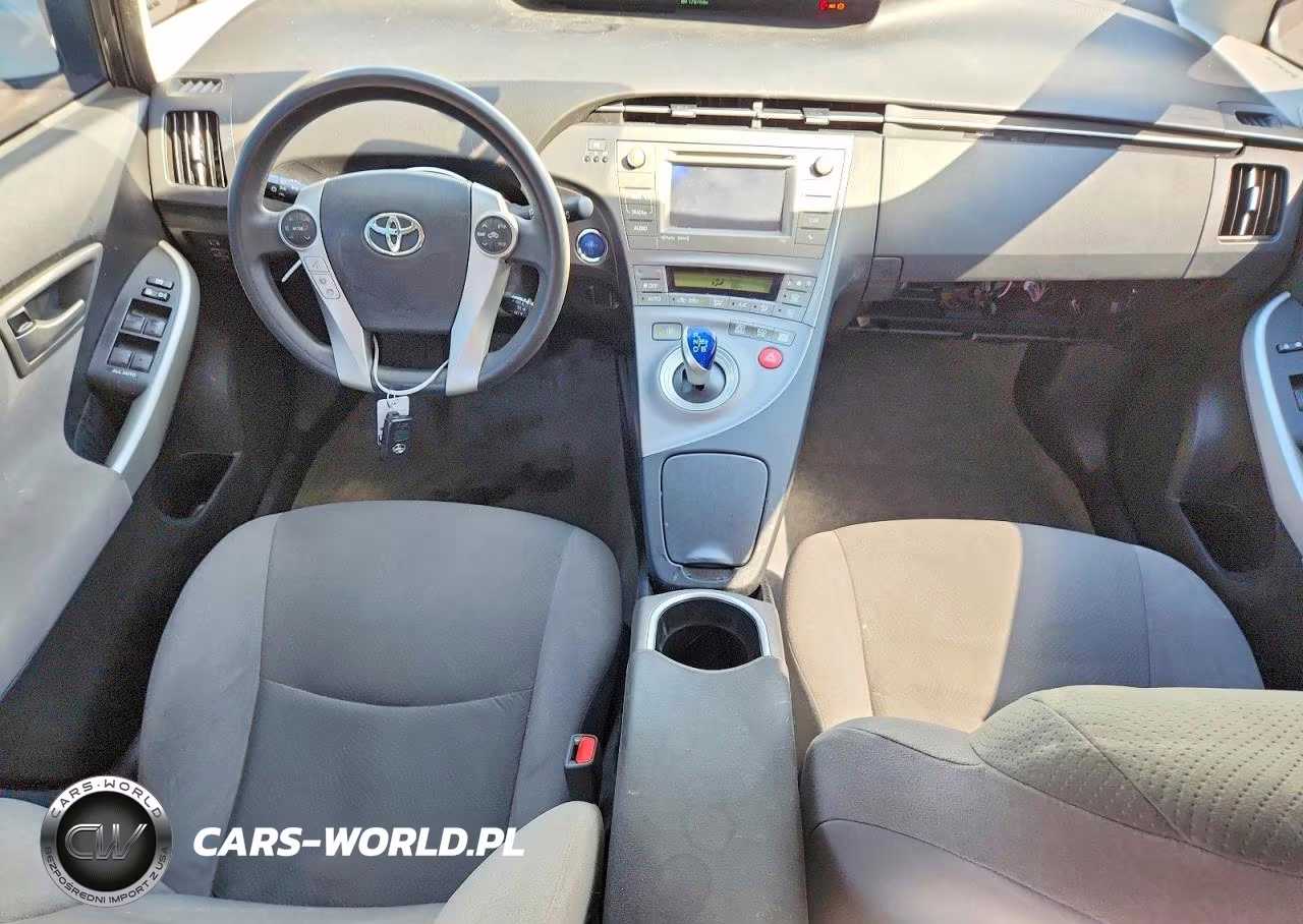 2014 Toyota Prius Three VIN:JTDKN3DU0E0387343 - 8