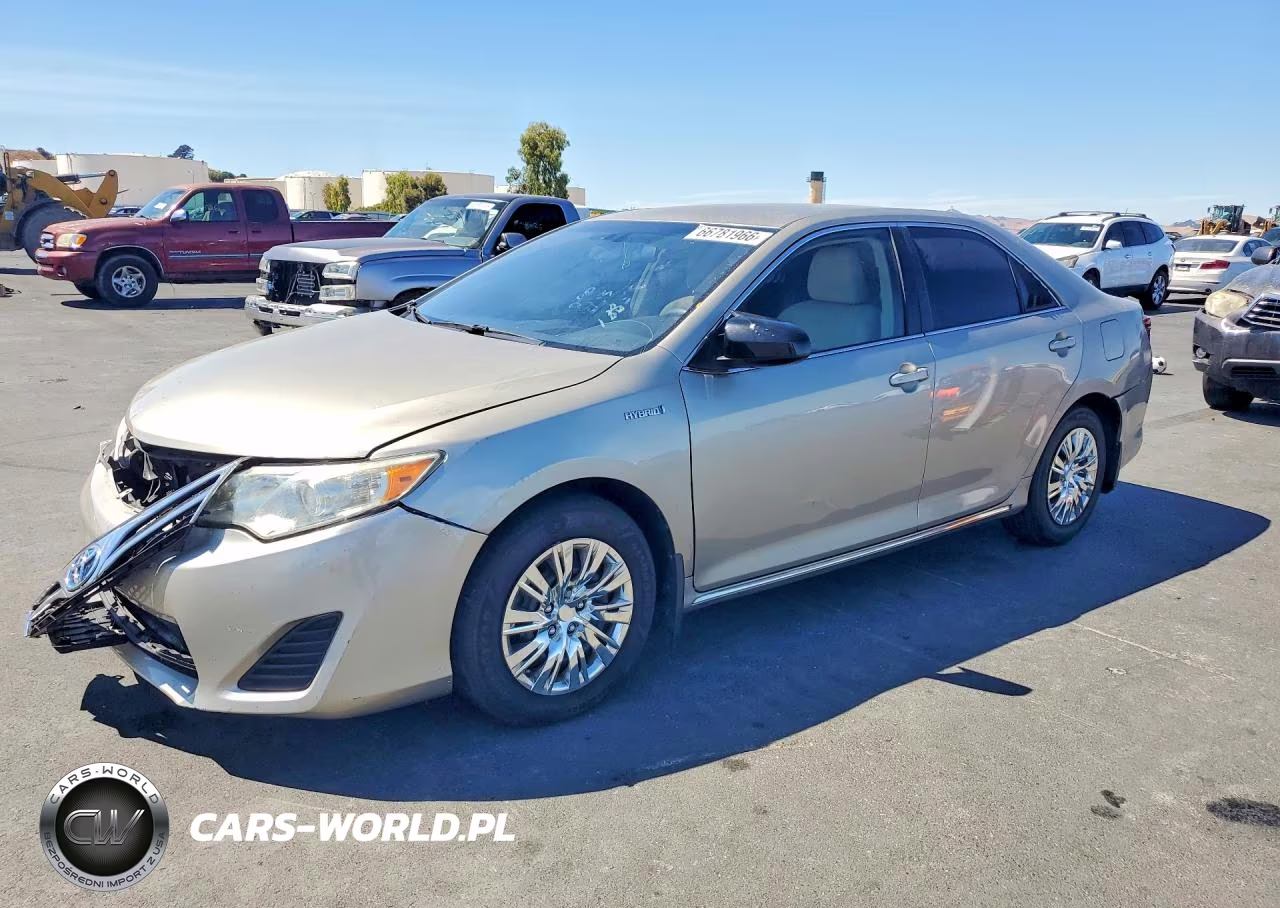 2013 Toyota Camry Hybrid Le
