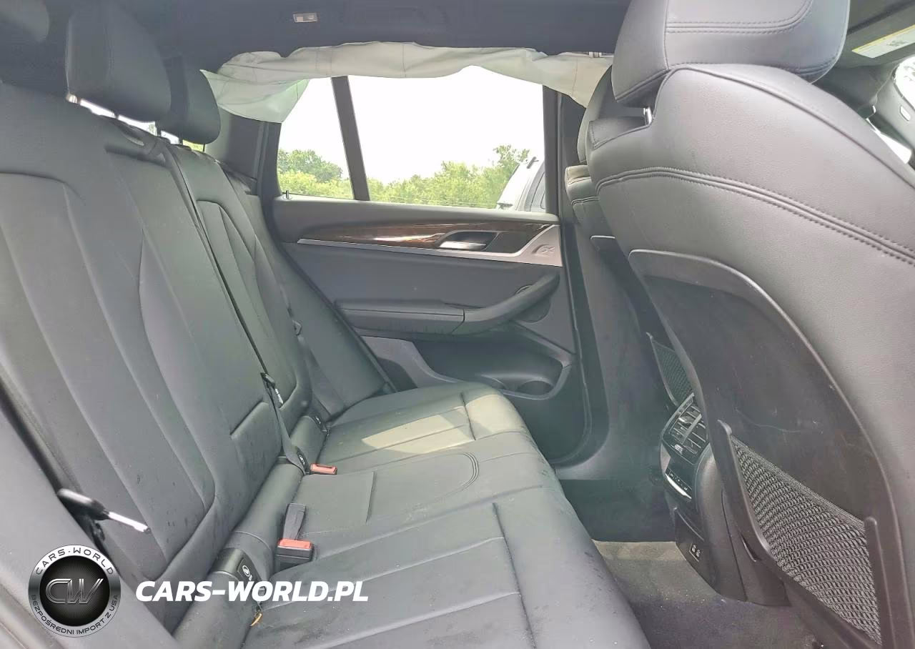 2020 BMW X3 xDrive30I VIN:5UXTY5C07LLT37913 - 10
