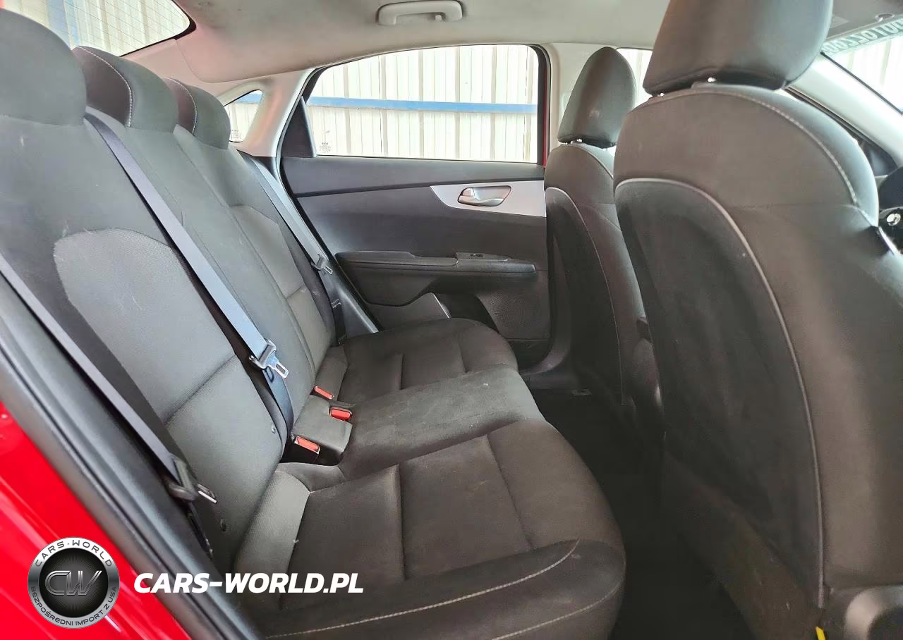 2024 Kia Forte Lxs VIN:3KPF24AD5RE819622 - 10