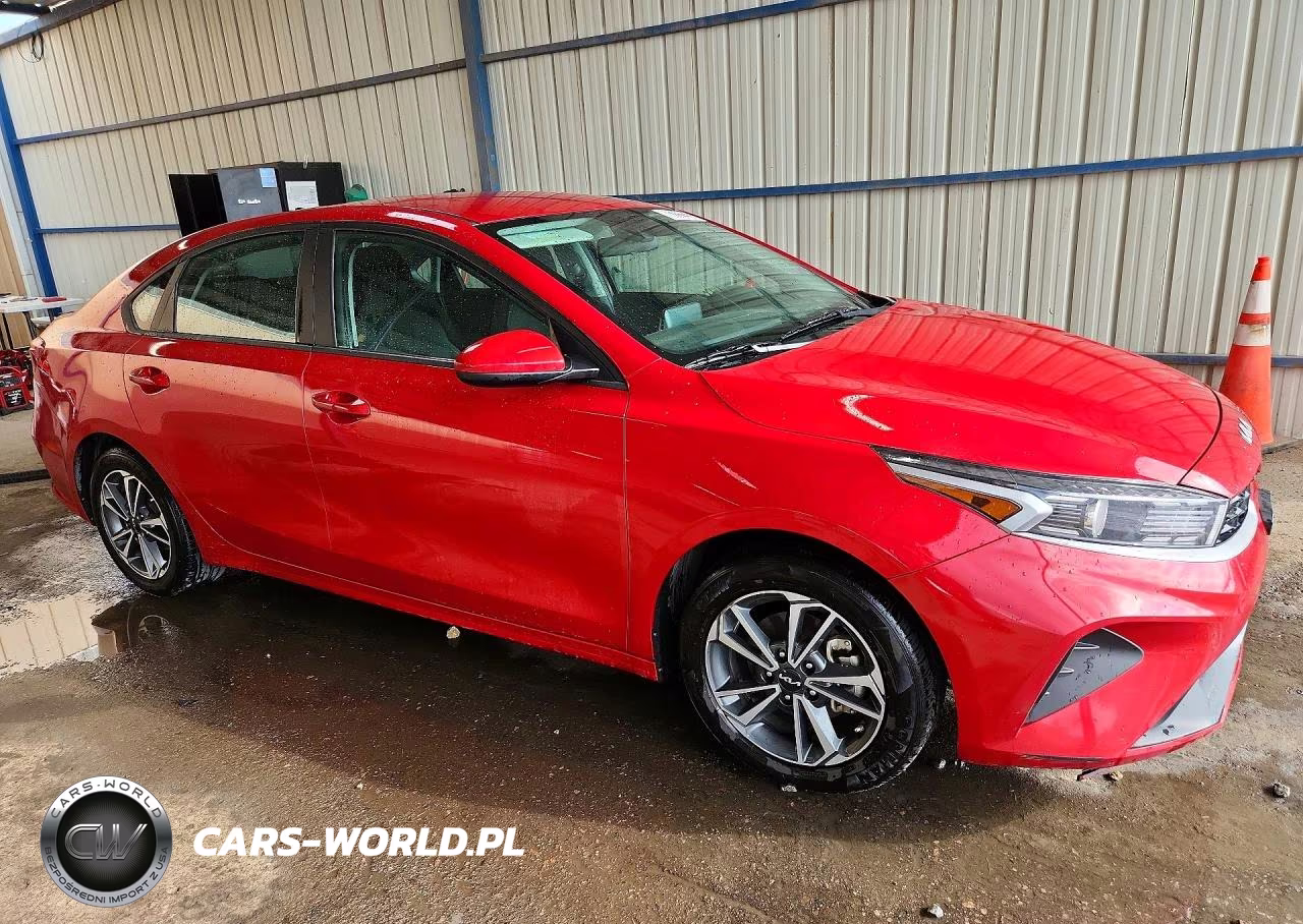 2024 Kia Forte Lxs VIN:3KPF24AD5RE819622 - 4