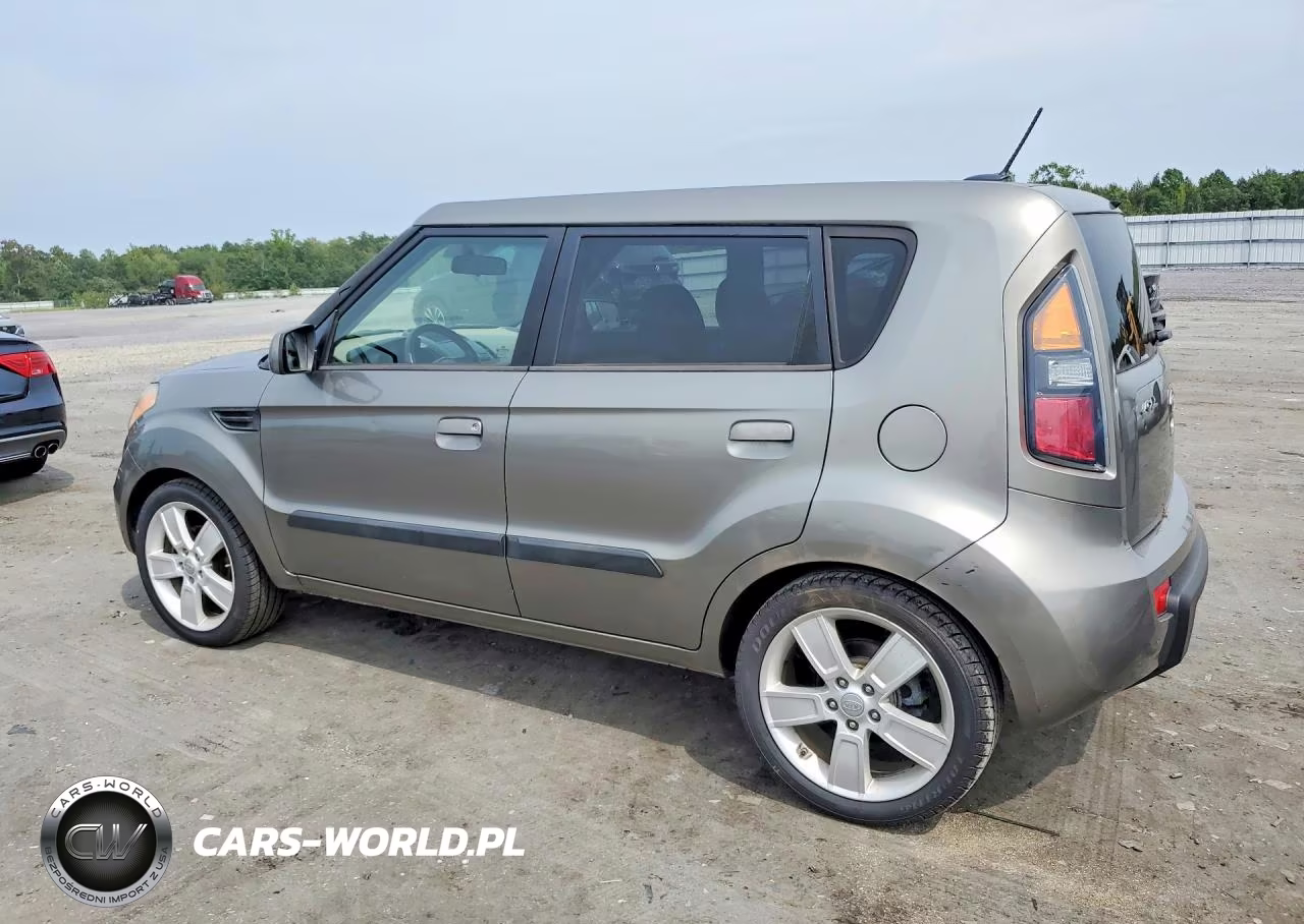 2010 Kia Soul + VIN:KNDJT2A29A7095223 - 2