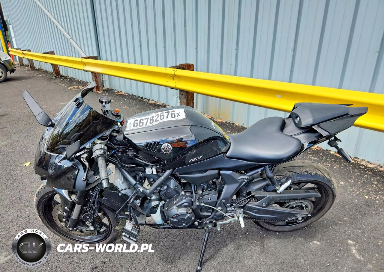 2022 Yamaha Yzfr7 VIN:JYARM38E2NA004402 - 3