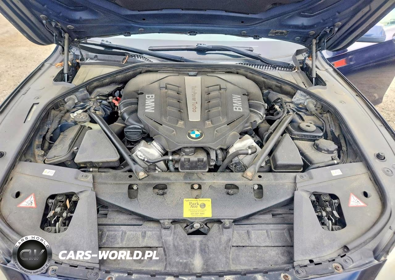 2012 BMW 750 Xi VIN:WBAKC6C58CDX99496 - 11