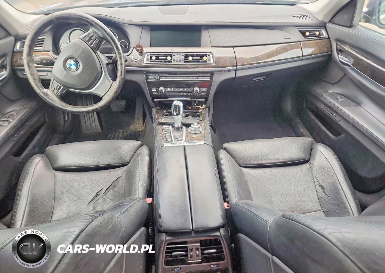 2012 BMW 750 Xi VIN:WBAKC6C58CDX99496 - 8