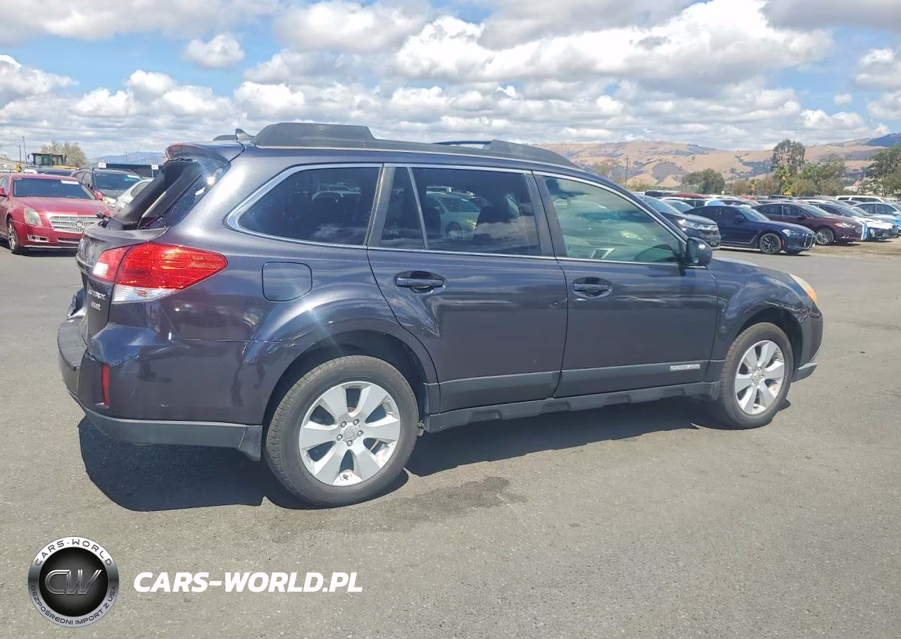2011 Subaru Outback 2.5I Premium VIN:4S4BRBHC2B3352695 - 3