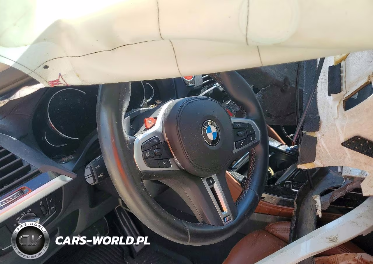 2020 BMW X4 M Competition VIN:5YMUJ0C08L9B37708 - 9