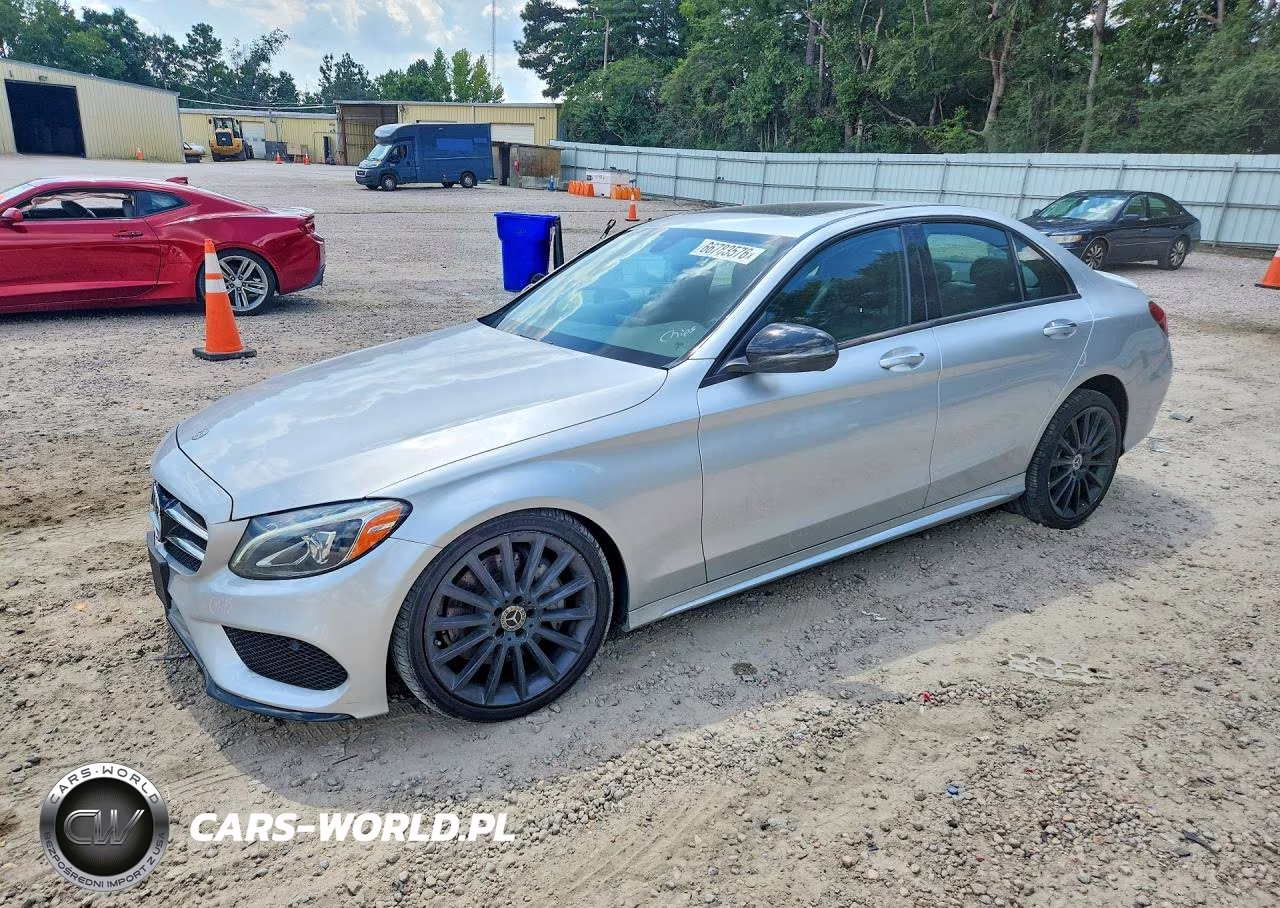 2018 Mercedes-Benz C 300 VIN:55SWF4JB0JU247617 - 1