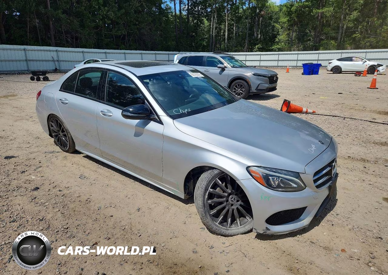 2018 Mercedes-Benz C 300 VIN:55SWF4JB0JU247617 - 4