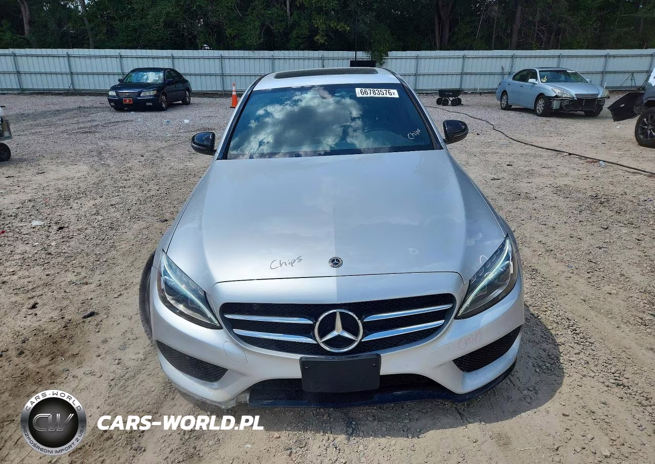 2018 Mercedes-Benz C 300 VIN:55SWF4JB0JU247617 - 5