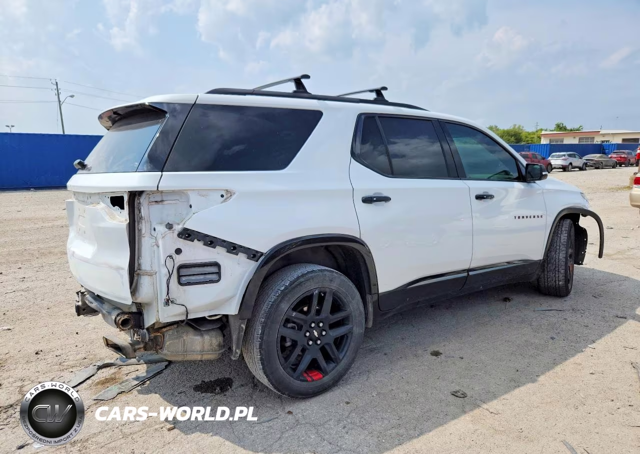 2018 Chevrolet Traverse Premier VIN:1GNEVJKWXJJ122575 - 3