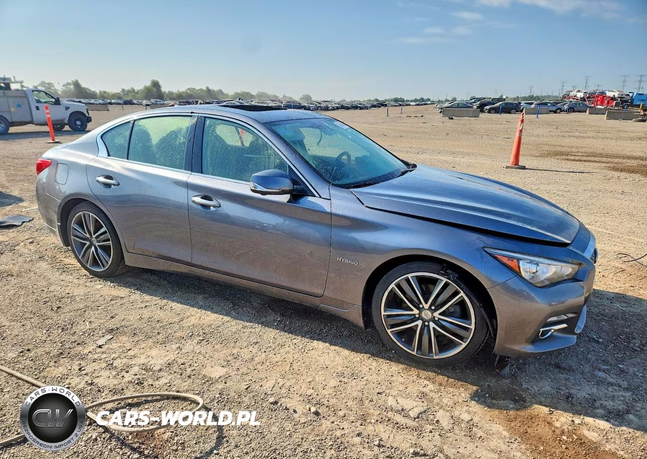 2017 Infiniti Q50 Hybrid VIN:JN1AV7ARXHM900083 - 4