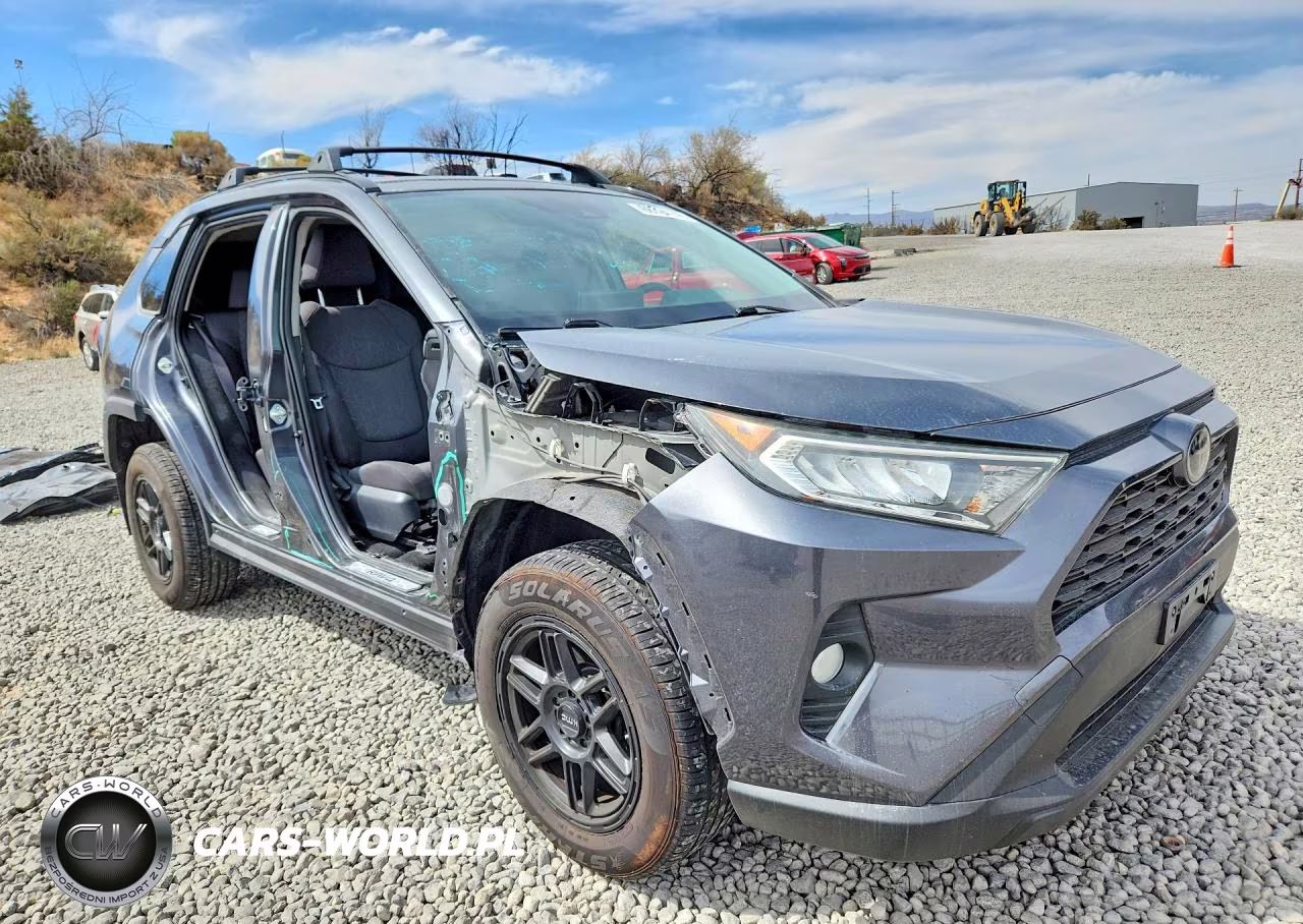 2019 Toyota Rav4 Xle VIN:JTMP1RFV7KD027727 - 4
