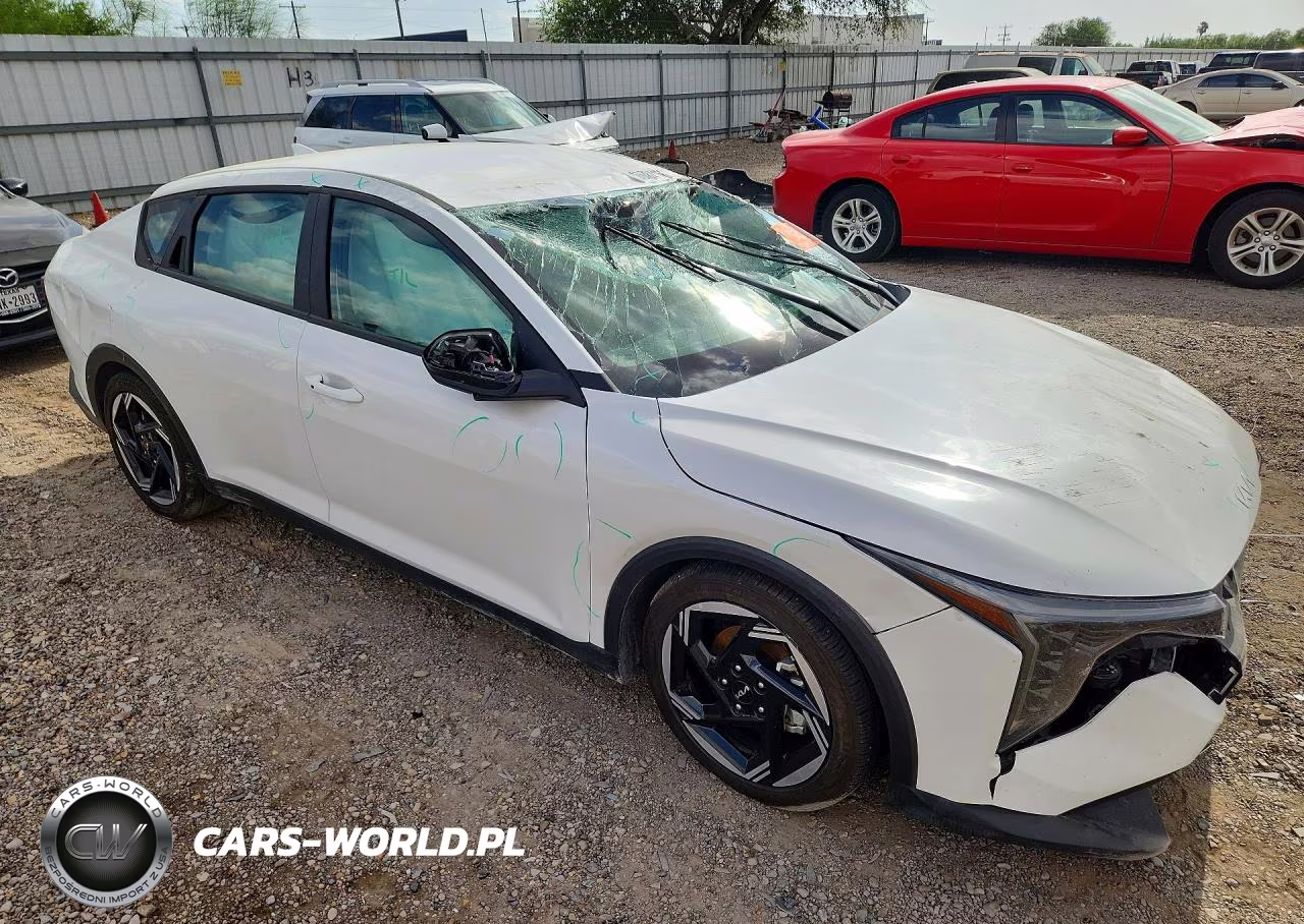 2025 Kia K4 Ex VIN:3KPFU4DE1SE144596 - 4