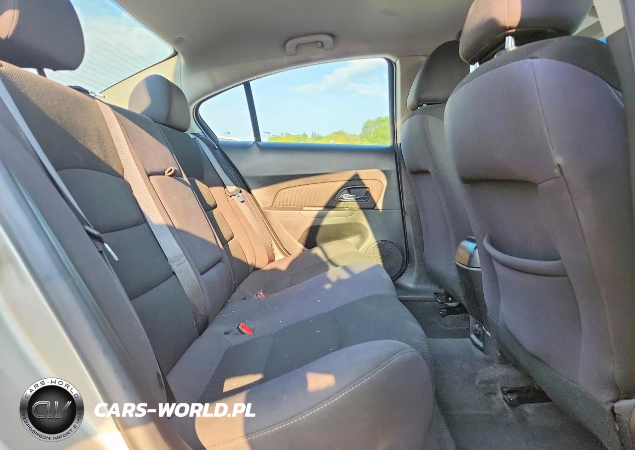 2014 Chevrolet Cruze Lt VIN:1G1PC5SB4E7451084 - 10