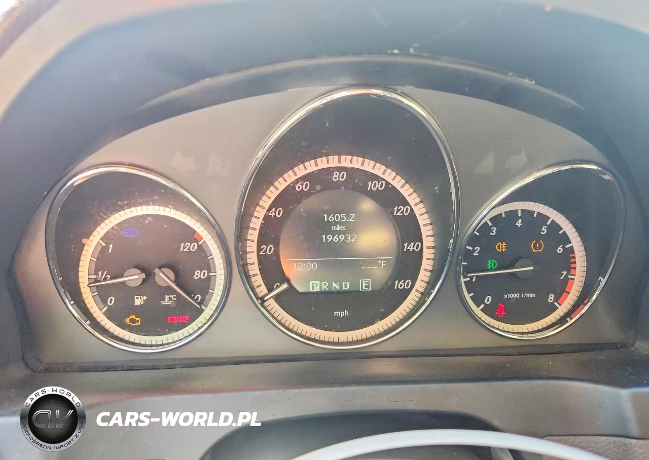 2011 Mercedes-Benz C 300 4Matic VIN:WDDGF8BB8BR167088 - 9