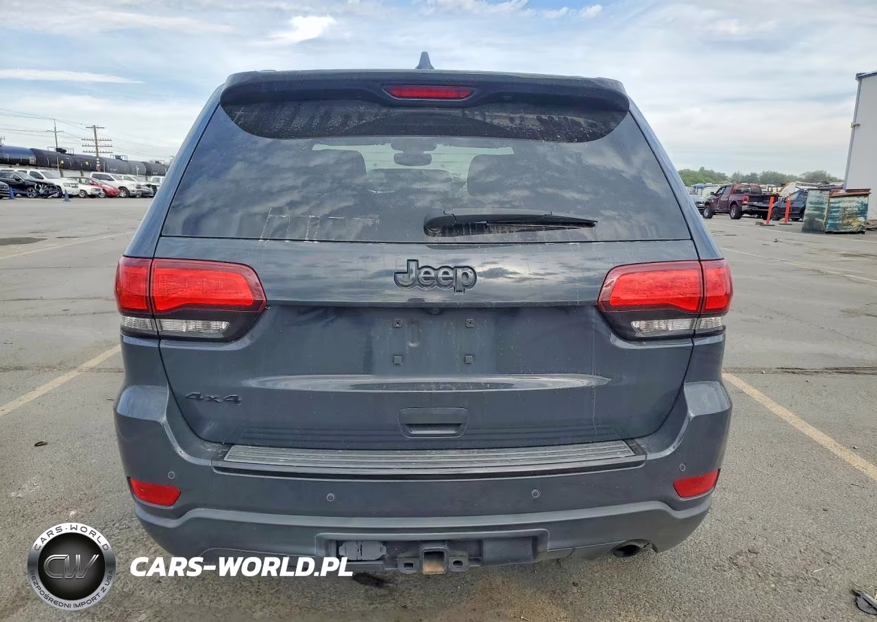 2018 Jeep Grand Cherokee Laredo VIN:1C4RJFAG0JC421333 - 6