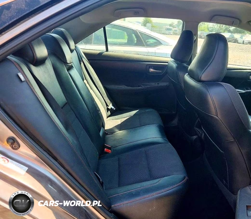 2017 Toyota Camry Se VIN:4T1BF1FK2HU329580 - 10