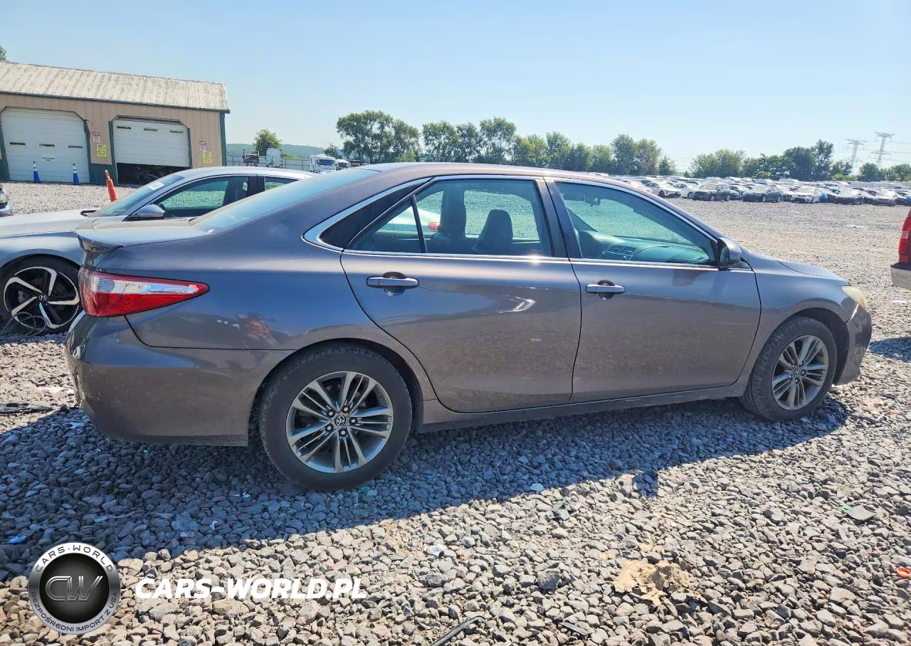 2017 Toyota Camry Se VIN:4T1BF1FK2HU329580 - 3