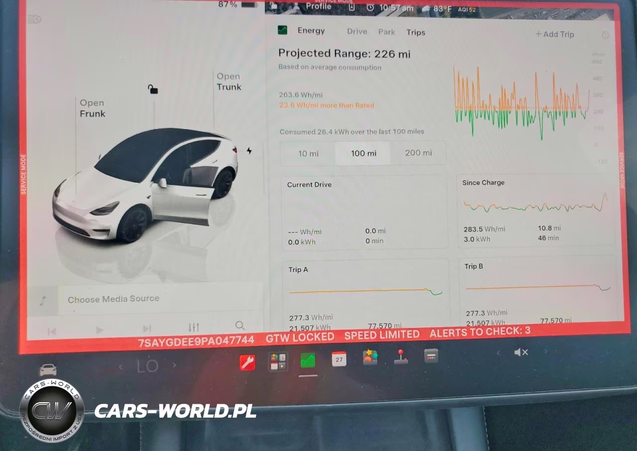 2023 Tesla Model Y VIN:7SAYGDEE9PA047744 - 9