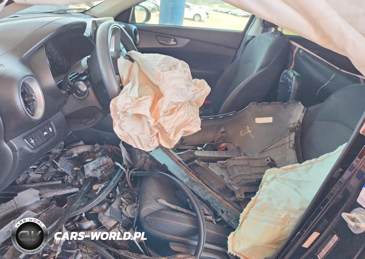 2021 Kia Forte Lxs VIN:3KPF24AD3ME350233 - 7
