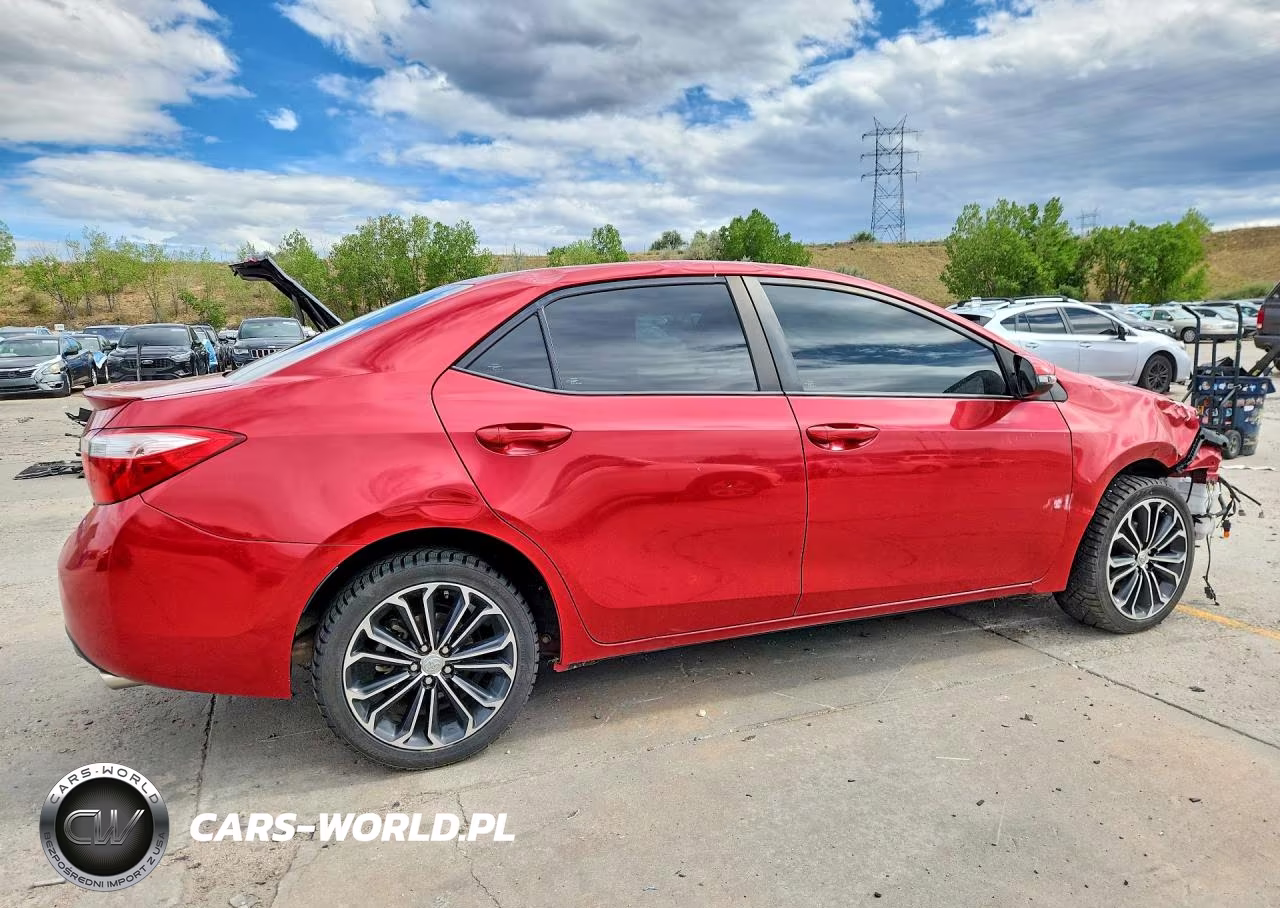 2014 Toyota Corolla S Plus VIN:2T1BURHE8EC213714 - 3