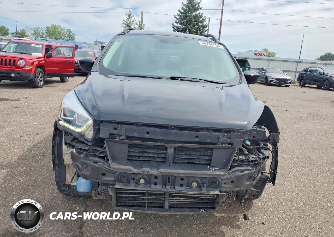 2017 Ford Escape Se VIN:1FMCU9G9XHUB80694 - 5