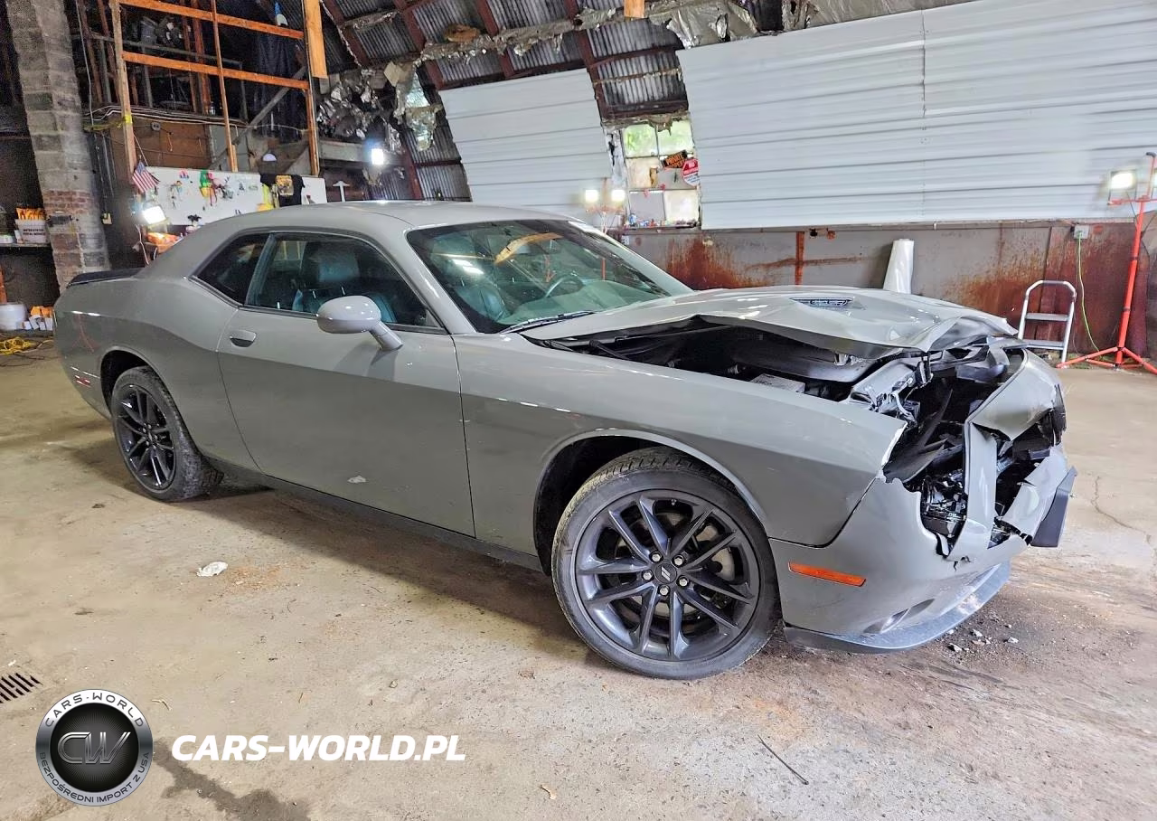 2023 Dodge Challenger Sxt VIN:2C3CDZGG9PH633213 - 4