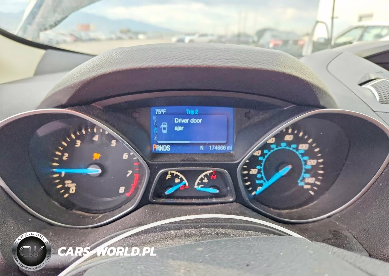 2015 Ford Escape Se VIN:1FMCU0G79FUB69595 - 9