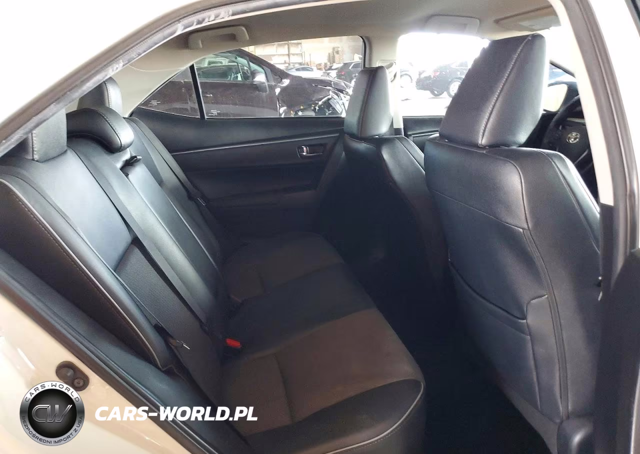 2015 Toyota Corolla S Plus VIN:5YFBURHE4FP350148 - 10