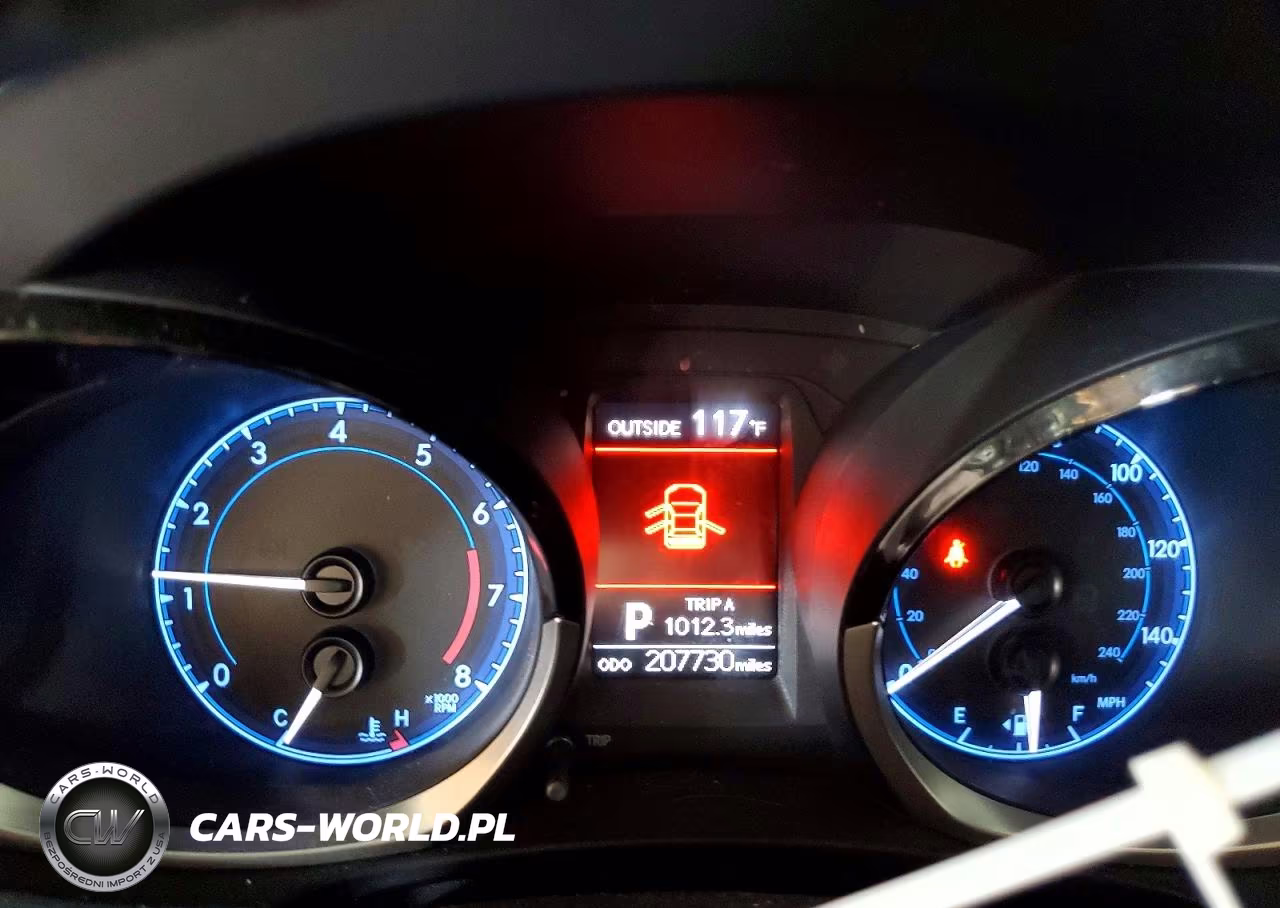 2015 Toyota Corolla S Plus VIN:5YFBURHE4FP350148 - 9