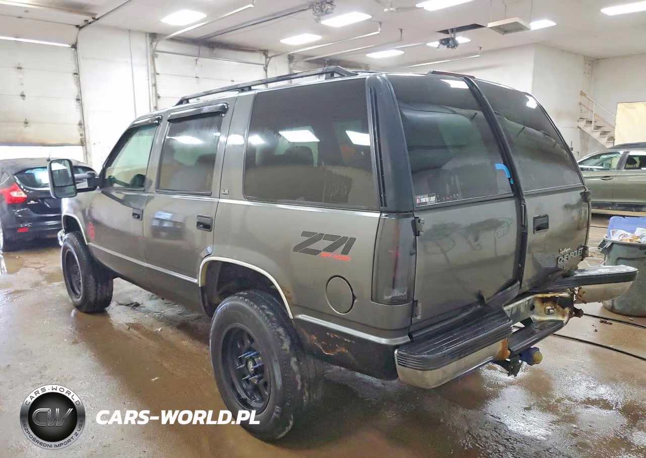 1999 Chevrolet Tahoe K1500 VIN:1GNEK13R2XJ525959 - 2