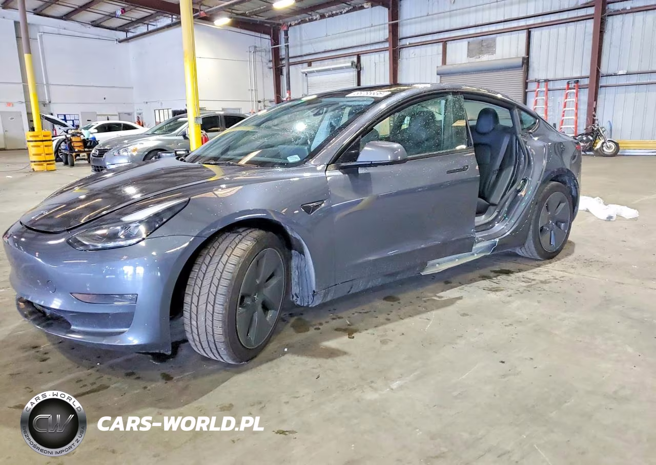 2023 Tesla Model 3 VIN:5YJ3E1EA3PF657120 - 1