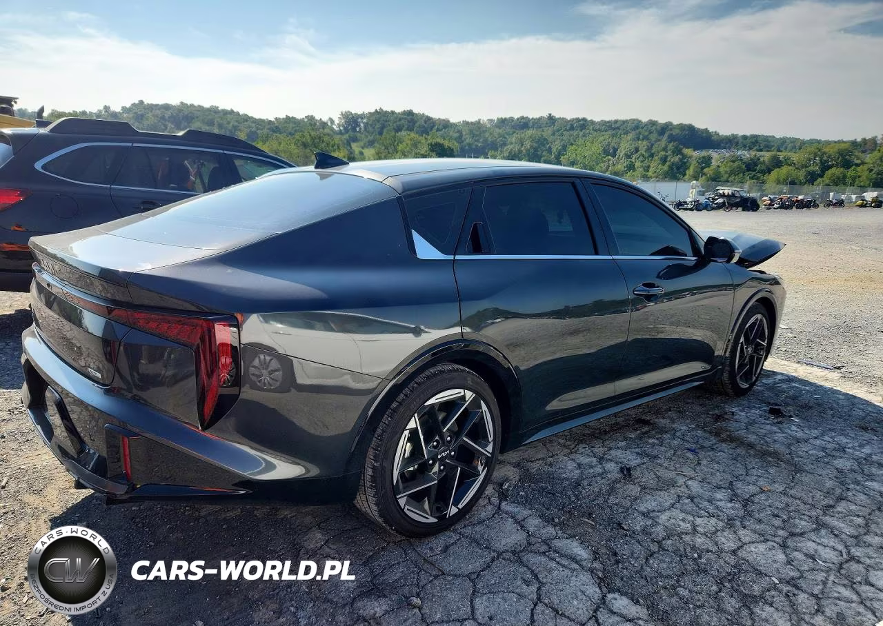 2026 Kia K4 Gt Line VIN:3KPFW4DE1TE318257 - 3
