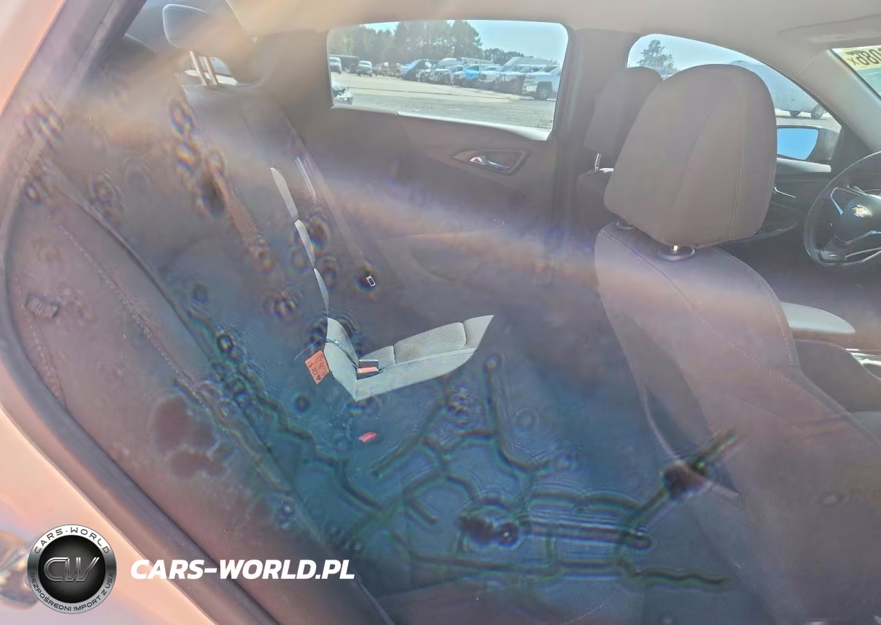 2019 Chevrolet Malibu Ls VIN:1G1ZB5ST3KF142731 - 10