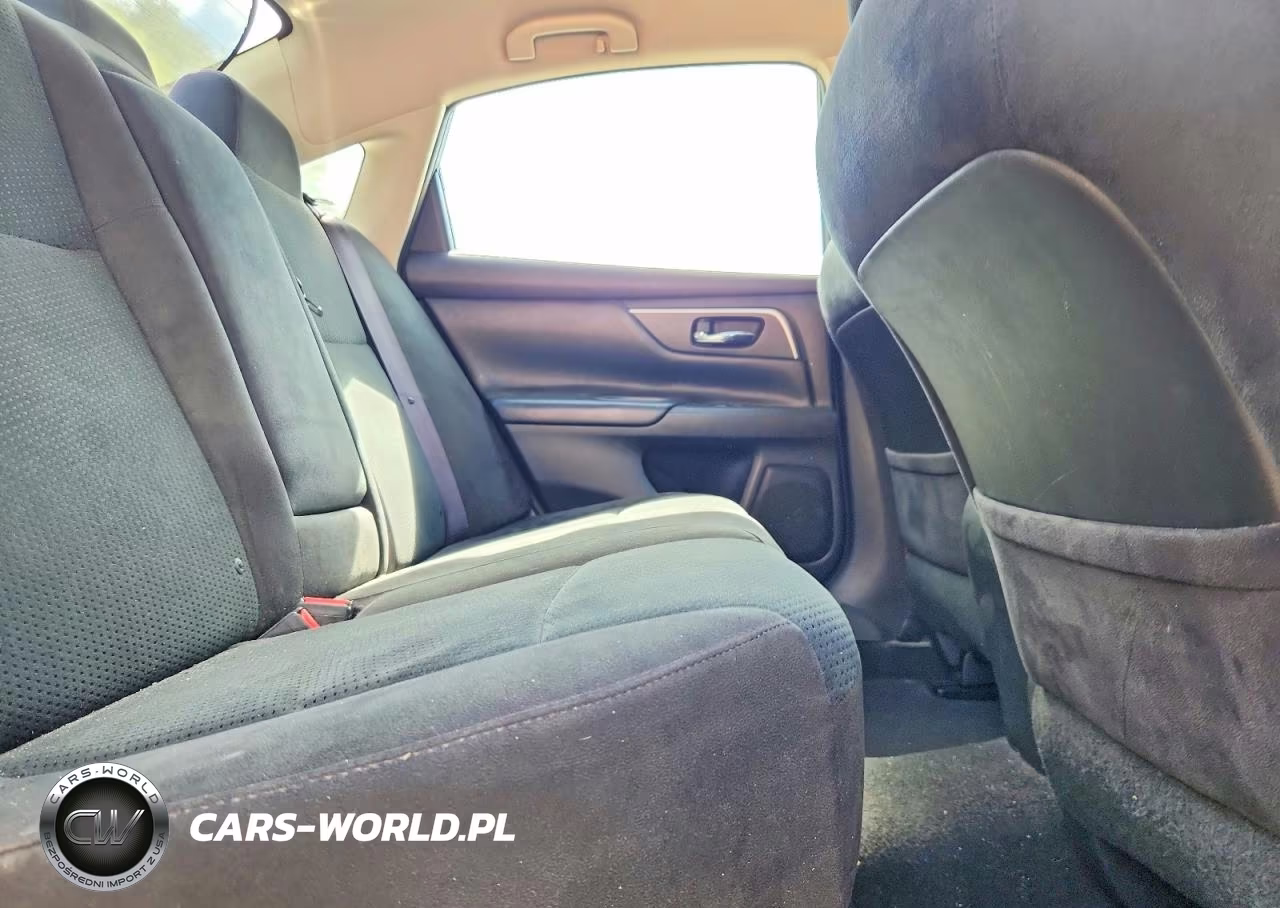 2015 Nissan Altima 2.5 S VIN:1N4AL3APXFC297431 - 10