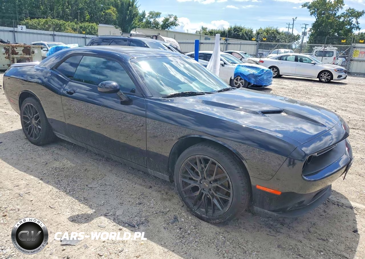 2019 Dodge Challenger Sxt VIN:2C3CDZAG3KH627862 - 4