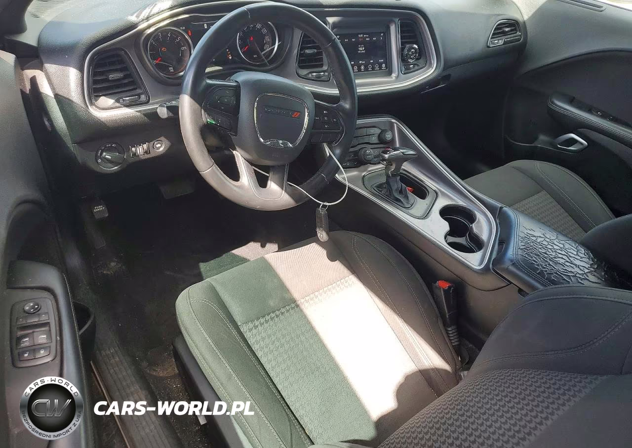2019 Dodge Challenger Sxt VIN:2C3CDZAG3KH627862 - 8